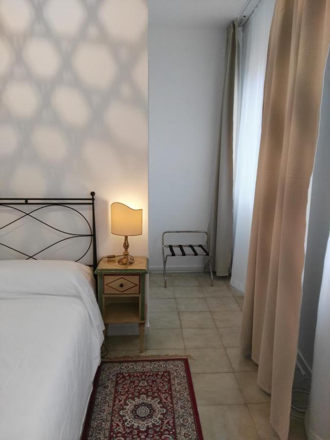 Butterfly Guest House เวนิส ภายนอก รูปภาพ