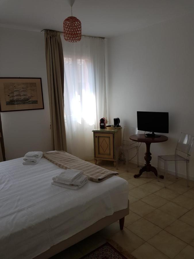 Butterfly Guest House เวนิส ภายนอก รูปภาพ
